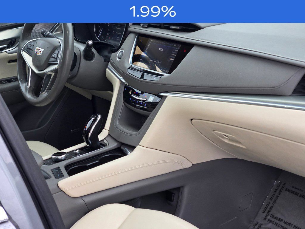 Used 2023 Cadillac XT5 Premium Luxury FWD image 7