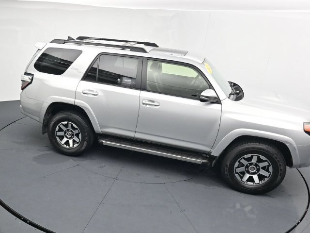 Used 2023 Toyota 4Runner TRD Off-Road Premium w/ Moonroof Package AWD/4WD image 33