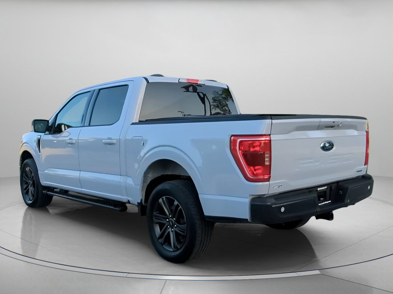 Certified 2022 Ford F150 XLT w/ Equipment Group 302A High image 14