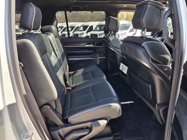Used 2023 Jeep Grand Wagoneer Series II w/ Flexible Seating Group image 18