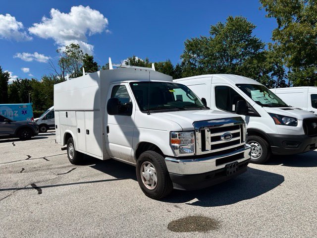 Certified 2025 Ford E-350 and Econoline 350 Super Duty w/ Power Equipment Group