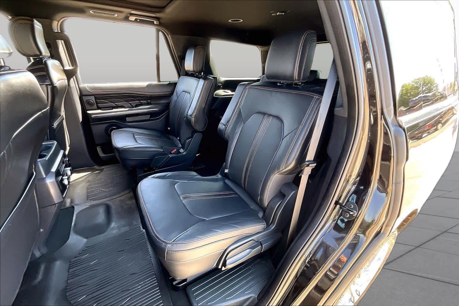 Certified 2024 Ford Expedition Platinum AWD/4WD image 21