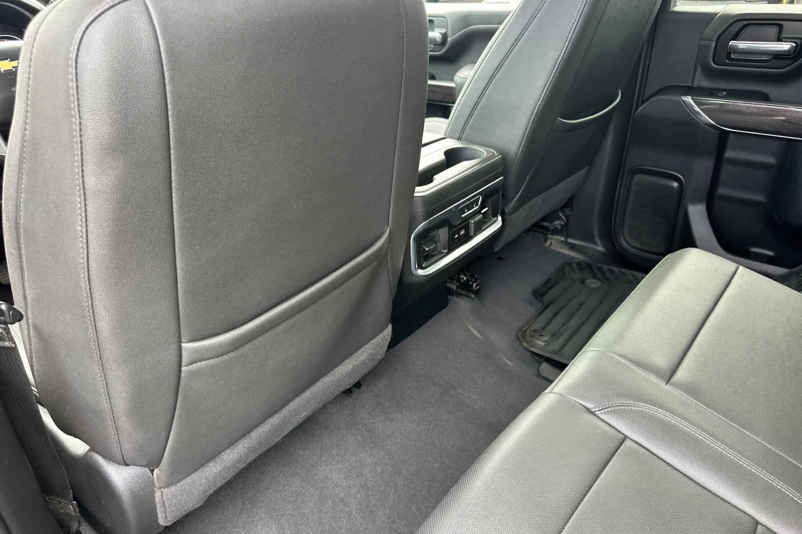 Used 2023 Chevrolet Silverado 2500 LTZ w/ LTZ Convenience Package image 10