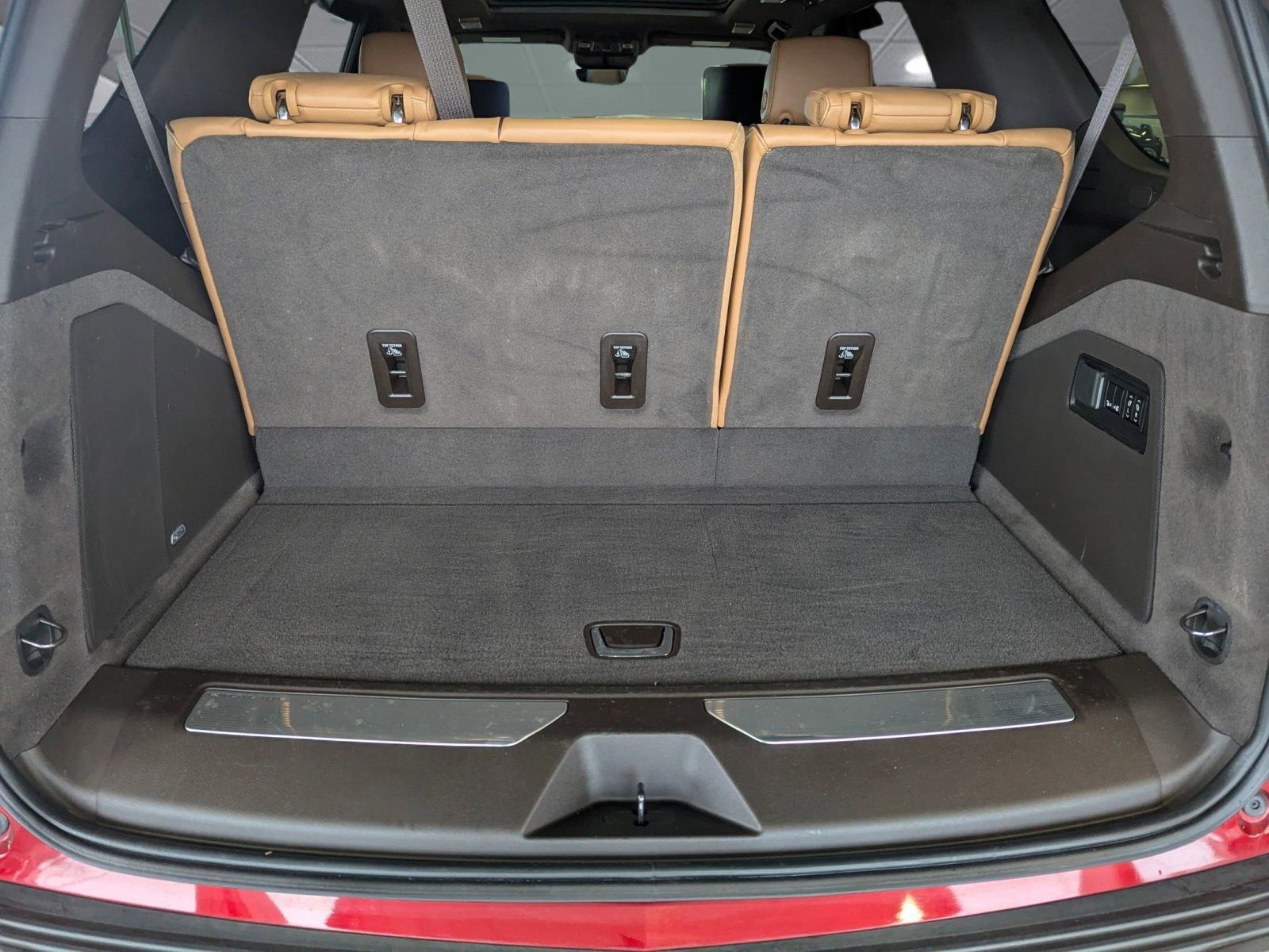 Used 2021 Cadillac Escalade Sport w/ Driver Assist Tech Package image 22