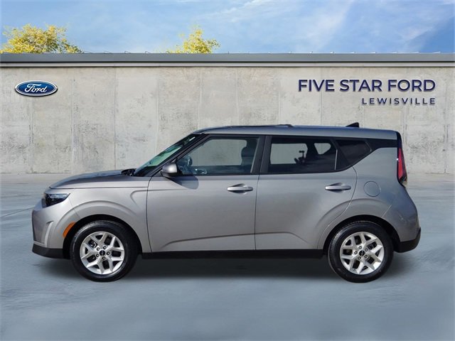 Used 2023 Kia Soul LX w/ Option Group 015 image 6