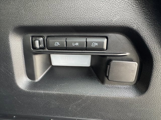 Certified 2023 Ford Explorer Limited w/ Limited Technology Package image 20