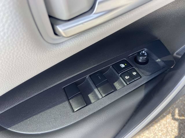 Used 2024 Toyota Corolla SE FWD image 15