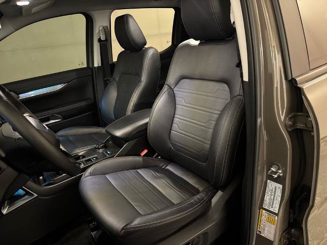 Certified 2025 Ford Ranger Lariat w/ FX4 Off-Road Package AWD/4WD image 17