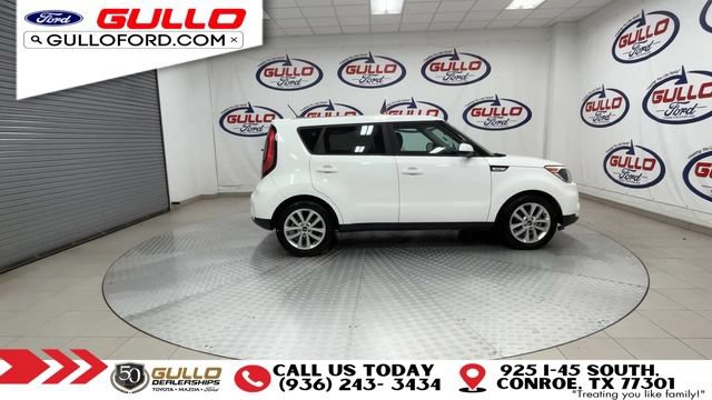 Used 2017 Kia Soul + FWD image 9
