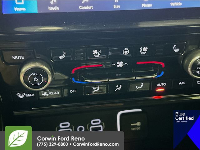 Used 2022 Jeep Grand Cherokee Summit w/ Advanced Protech Group IV AWD/4WD image 19