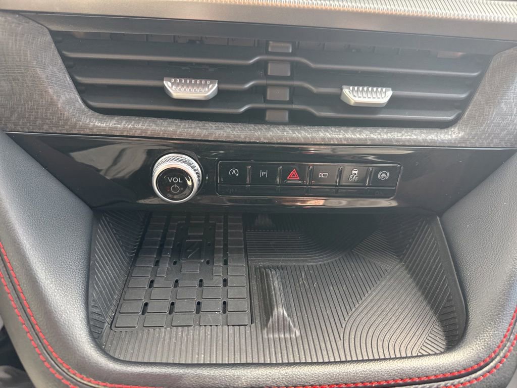 Certified 2025 Ford Explorer Platinum w/ Ultimate Package image 19