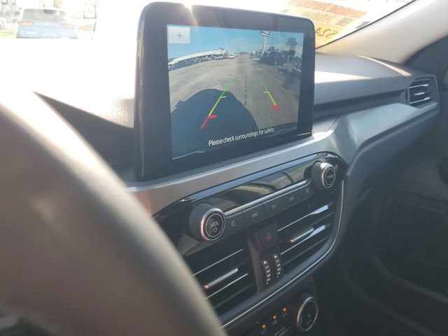 Certified 2022 Ford Escape Titanium w/ Class II Trailer Tow Package image 28