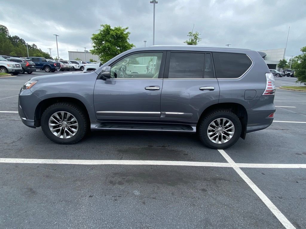 Used 2018 Lexus GX 460 Luxury AWD/4WD image 2