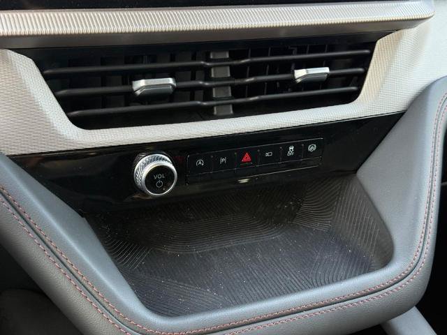Certified 2026 Ford Explorer Active AWD/4WD image 19