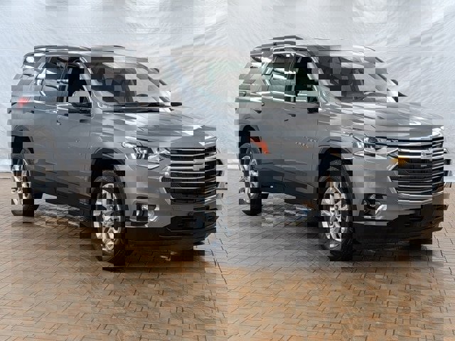 Used 2020 Chevrolet Traverse LT image 7
