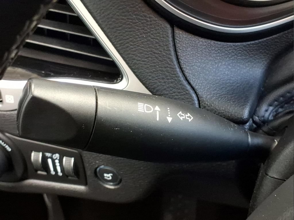 Used 2021 Jeep Cherokee Latitude Lux 80th Anniv w/ Quick Order Package 26U 80TH AWD/4WD image 19