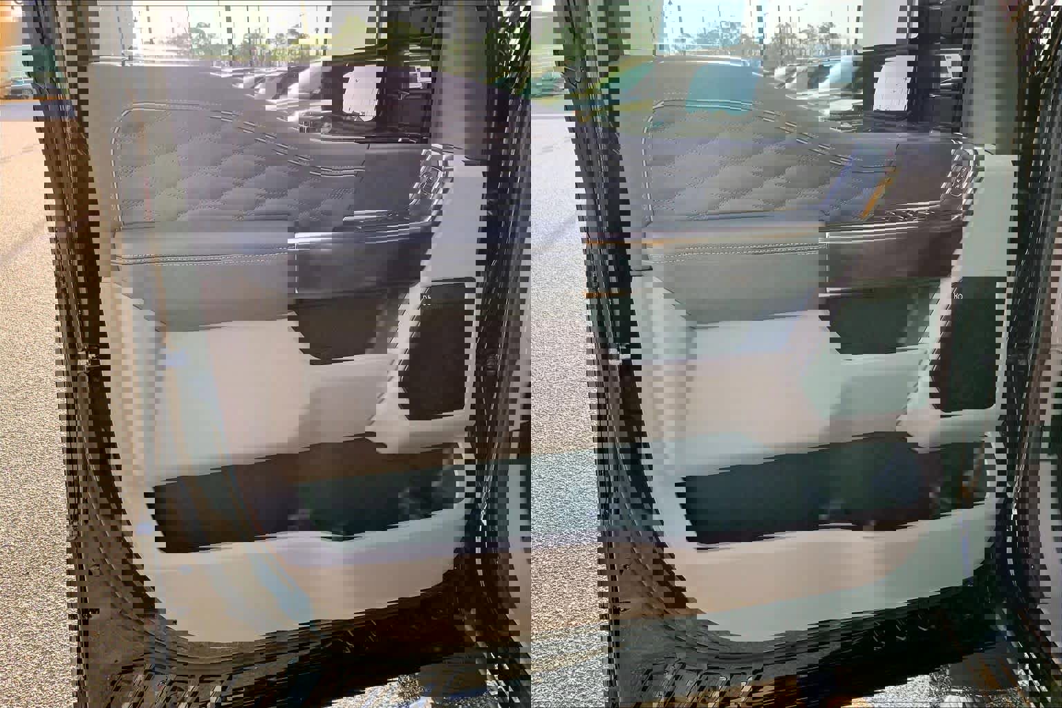 Certified 2026 Ford F350 Platinum w/ Platinum Plus Package image 21