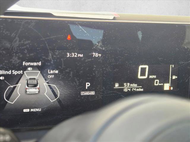 Used 2025 Nissan Kicks SV AWD/4WD image 12