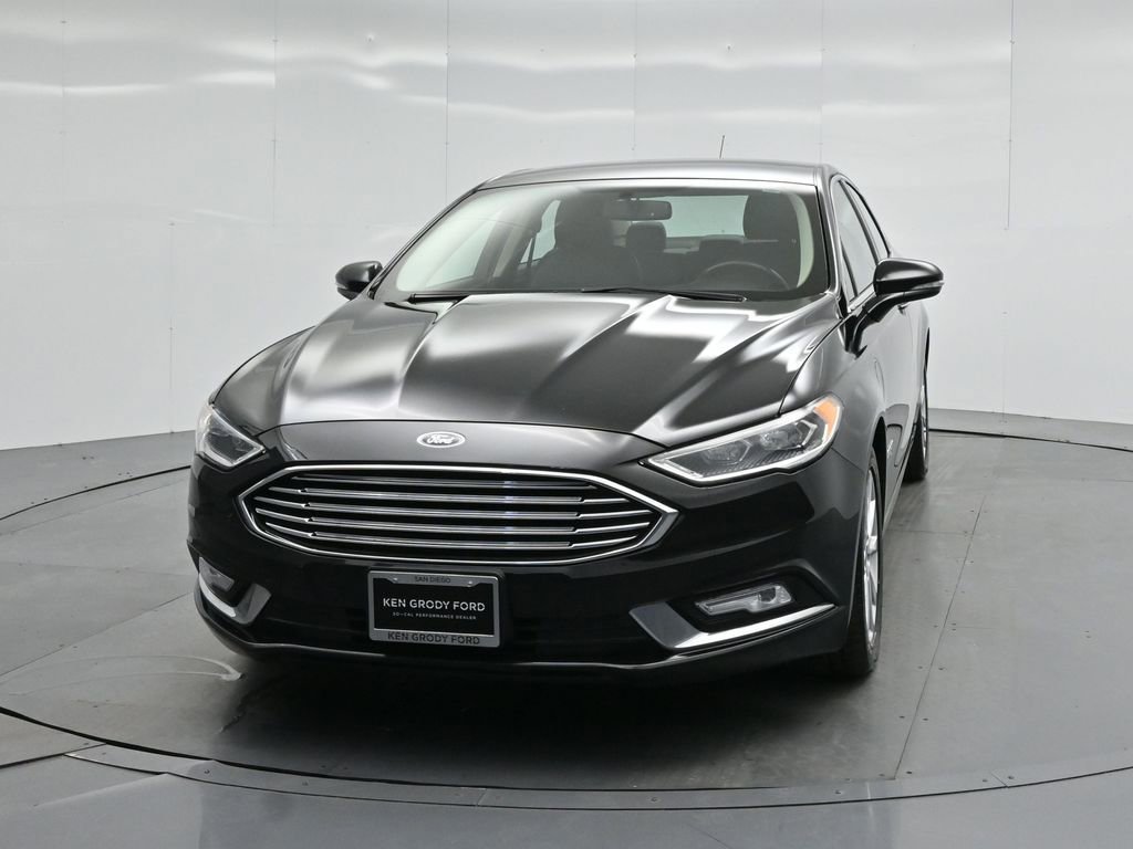 Certified 2017 Ford Fusion Energi SE image 61