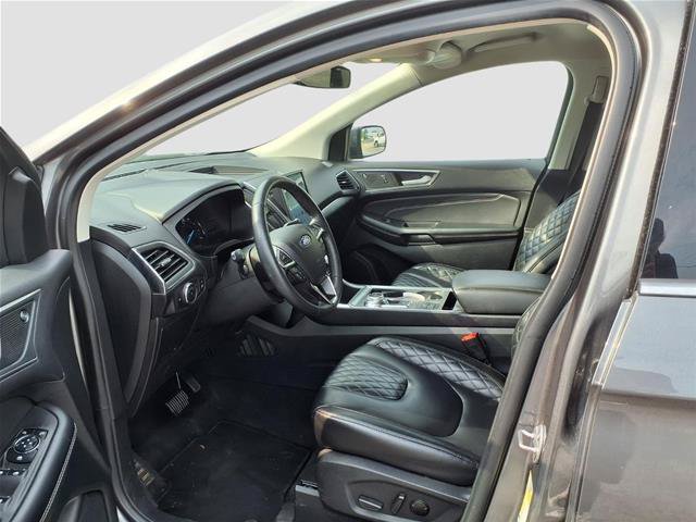 Certified 2024 Ford Edge Titanium AWD/4WD image 19