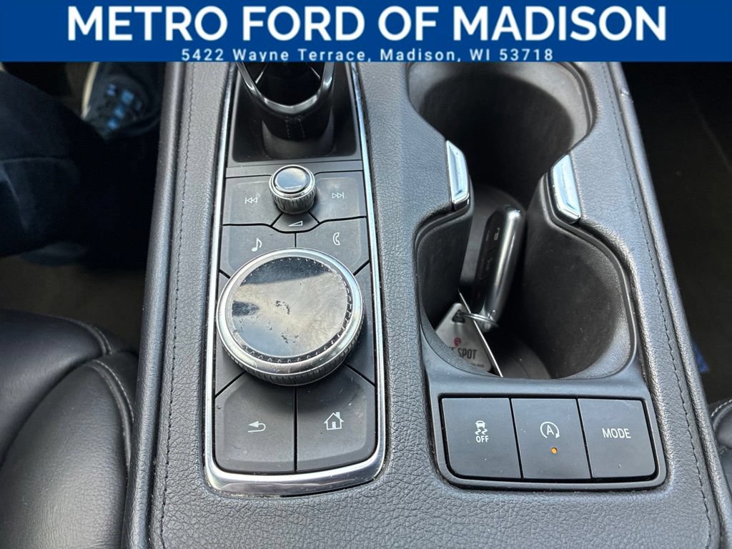 Used 2023 Cadillac XT4 Premium Luxury FWD image 18