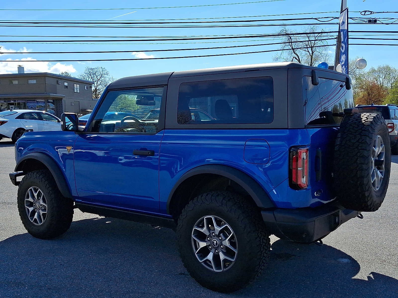 Certified 2022 Ford Bronco Badlands image 2