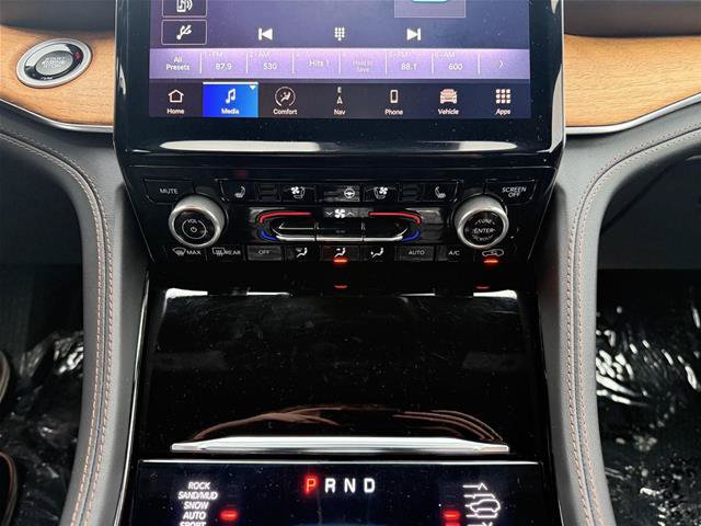 Used 2023 Jeep Grand Cherokee L Summit AWD/4WD image 18