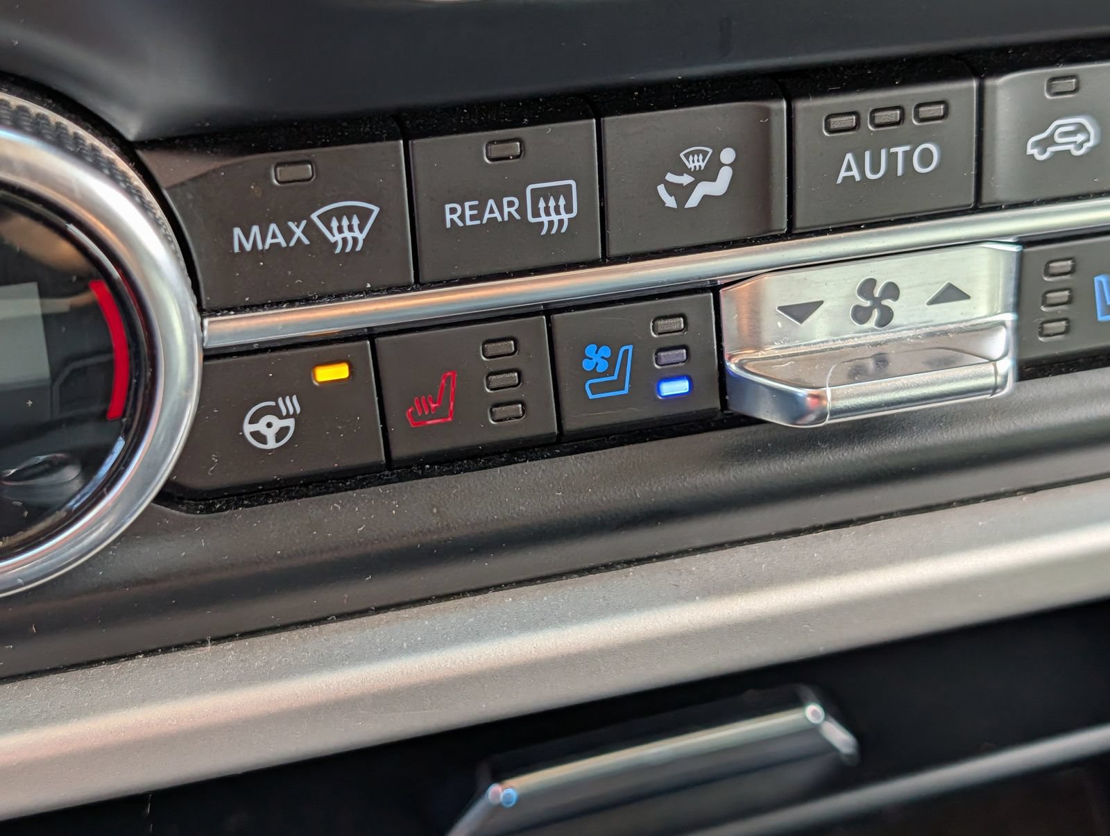 Certified 2024 Ford Expedition XLT AWD/4WD image 34