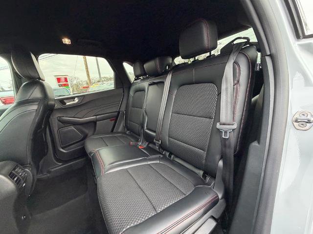 Certified 2025 Ford Escape ST-Line Select w/ Tech Pack #2 image 13