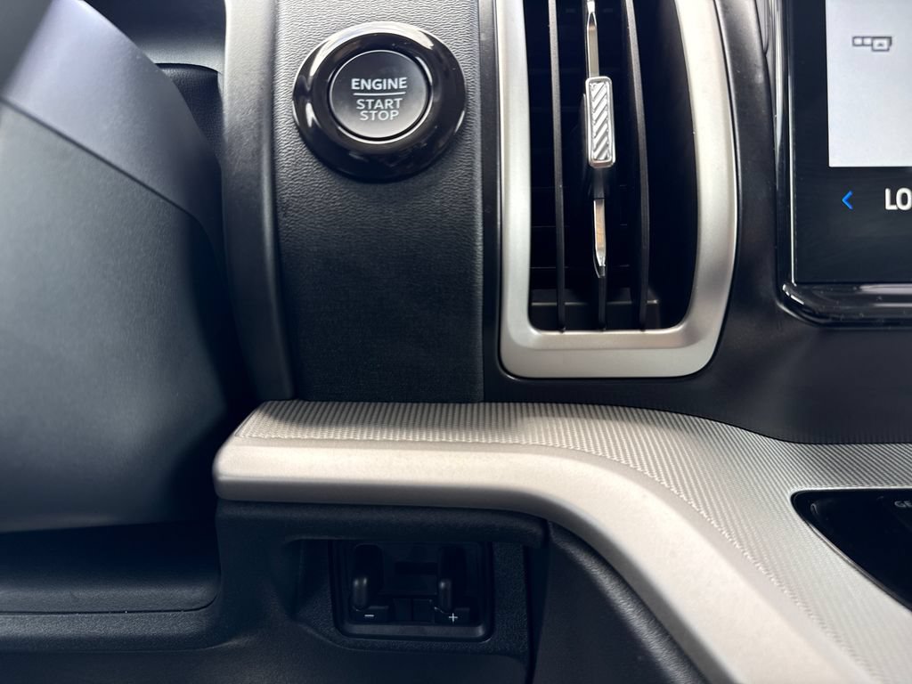 Certified 2025 Ford Expedition Active RWD image 28