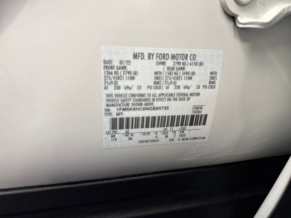 Certified 2022 Ford Explorer Platinum w/ Equipment Group 601A image 24