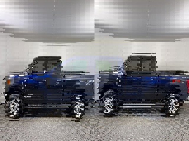 Certified 2022 Ford F350 XLT w/ XLT Value Package image 2
