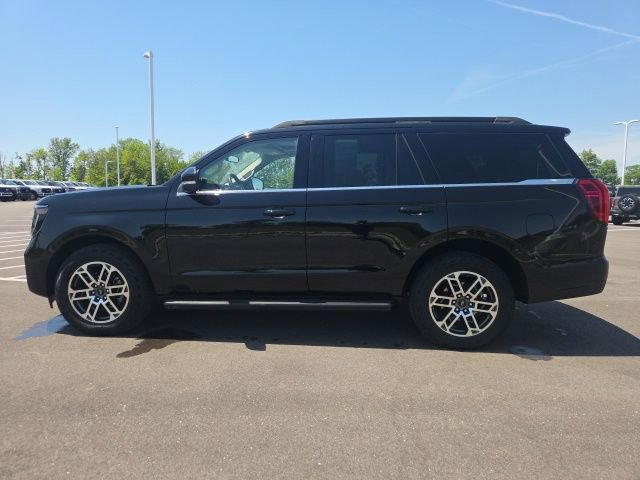 Certified 2025 Ford Expedition Active AWD/4WD image 18