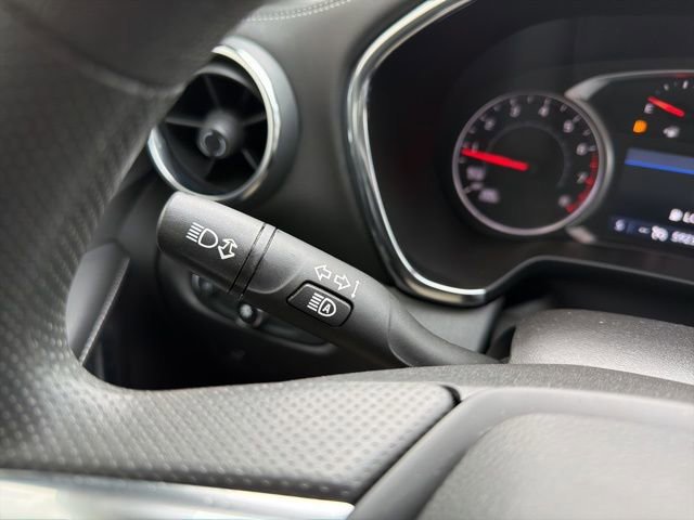 Used 2023 Chevrolet Blazer LT image 38