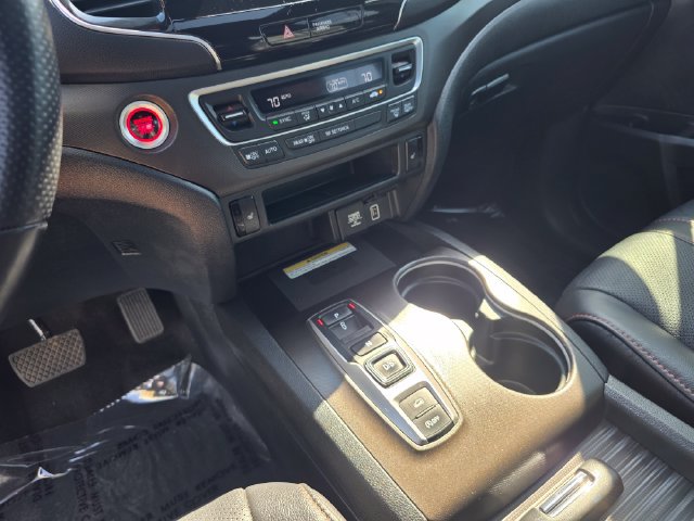 Used 2023 Honda Passport TrailSport image 22