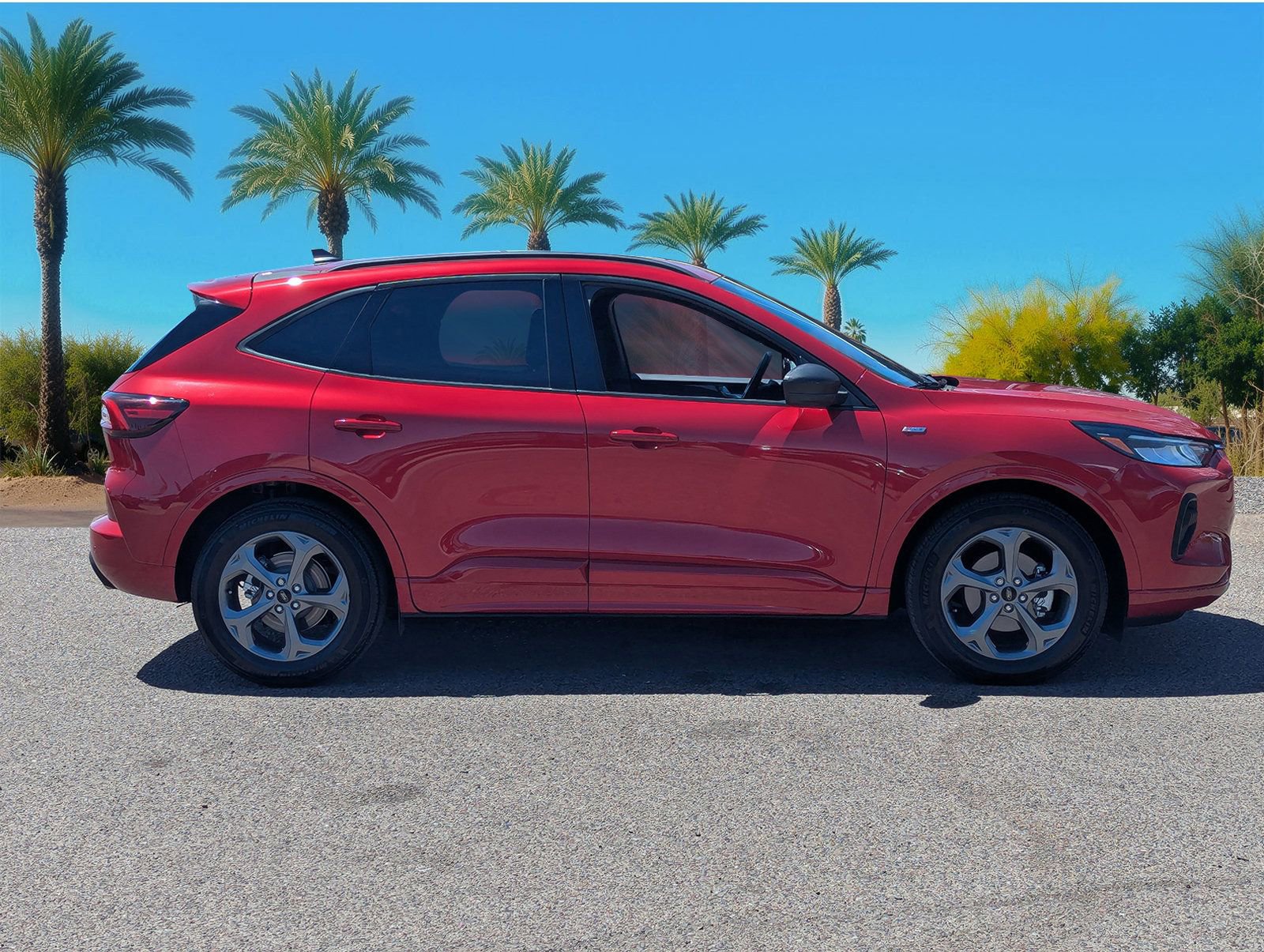 Certified 2024 Ford Escape ST-Line w/ Tech Pack #1 FWD image 6