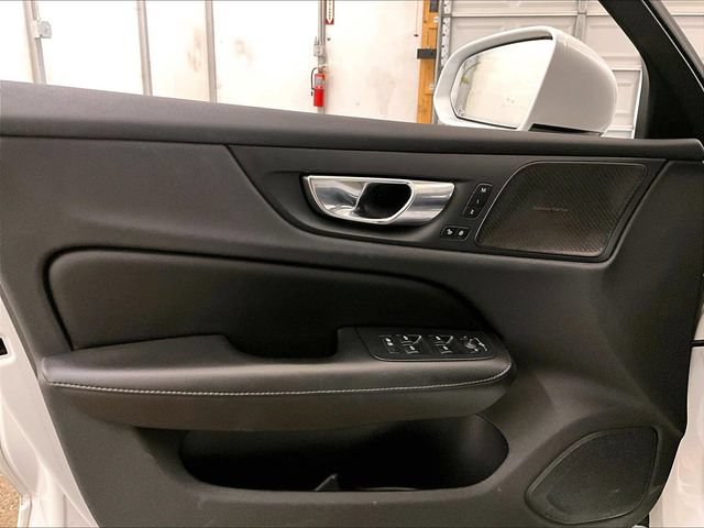 Used 2020 Volvo S60 T6 Momentum AWD/4WD image 22