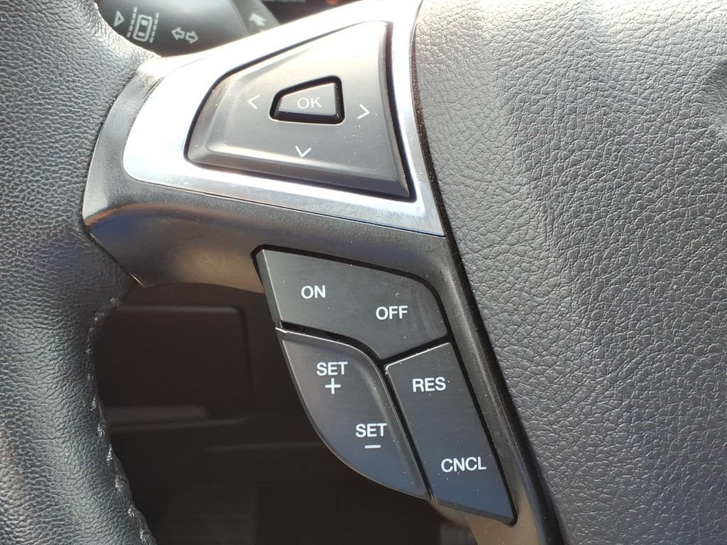 Certified 2024 Ford Edge SEL w/ Convenience Package AWD/4WD image 7