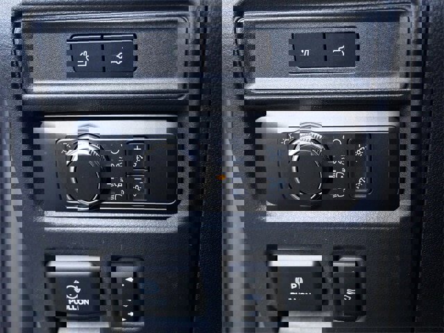 Certified 2022 Ford Expedition XLT image 26