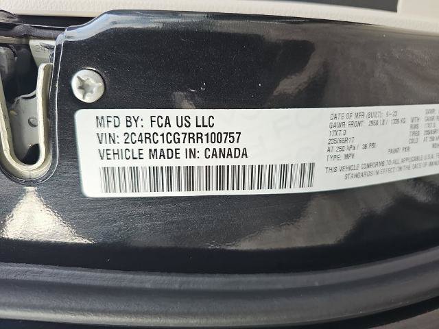 Used 2024 Chrysler Voyager LX FWD image 35
