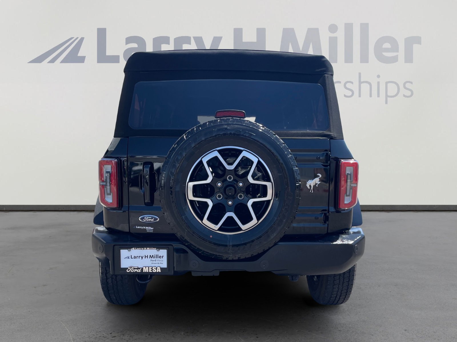 Certified 2024 Ford Bronco Outer Banks AWD/4WD image 4
