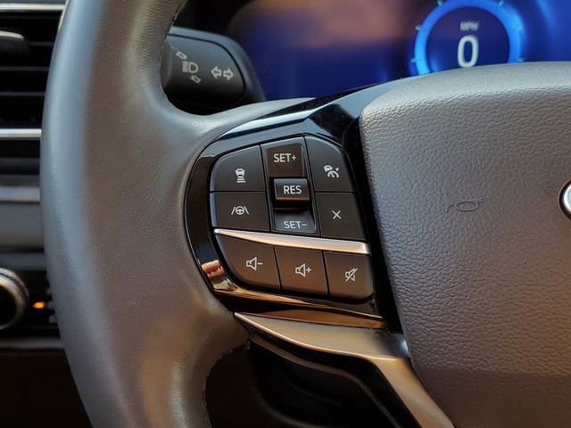 Certified 2023 Ford Explorer Platinum w/ Technology Package image 17