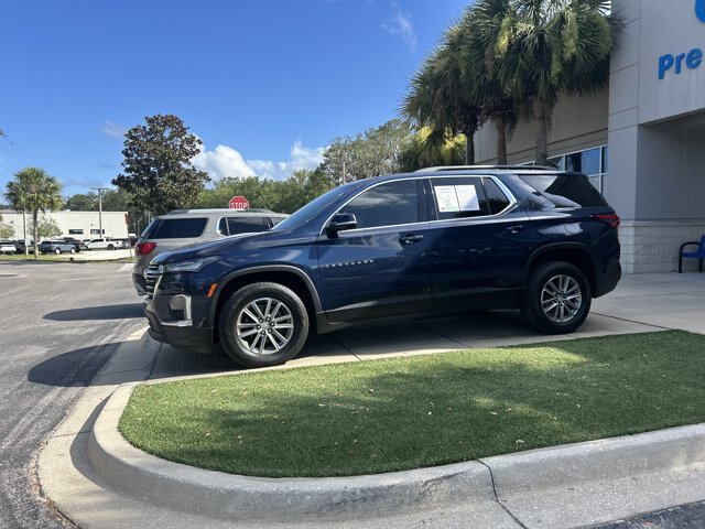 Used 2023 Chevrolet Traverse LT FWD image 10