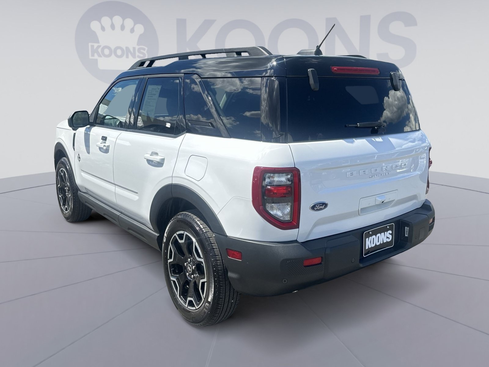 Certified 2025 Ford Bronco Sport Outer Banks w/ Outer Banks Tech Package+ AWD/4WD image 14