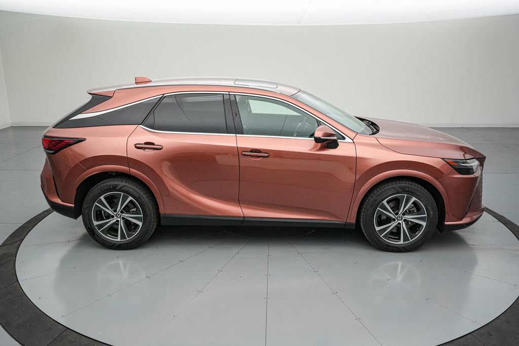 Used 2023 Lexus RX 350 Premium Plus w/ Accessory Package (Z1) AWD/4WD image 4