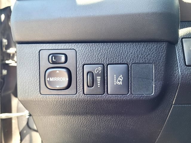 Used 2017 Toyota RAV4 LE w/ Carpet Mat Package AWD/4WD image 15