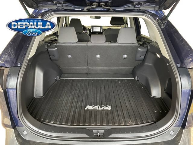 Used 2022 Toyota RAV4 XLE AWD/4WD image 6