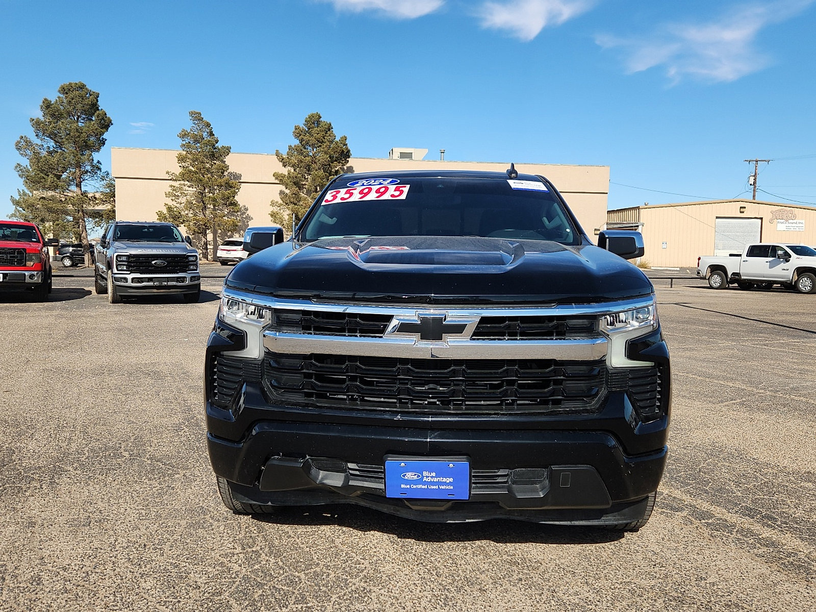 Used 2024 Chevrolet Silverado 1500 LT w/ Texas Edition Plus image 2