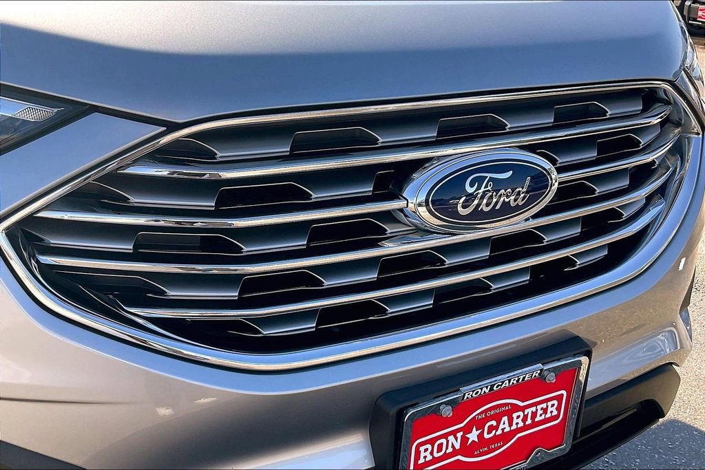 Certified 2022 Ford Edge SE image 33