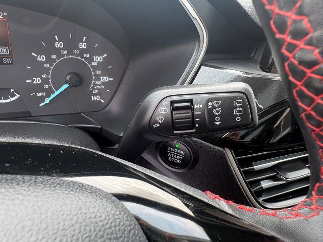 Certified 2022 Ford Escape SEL w/ SEL Stealth AWD Package image 18
